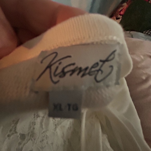 Kismet Ivory Long Sleeve Top with lace insert at back - XL - new or like new - Picture 5 of 10